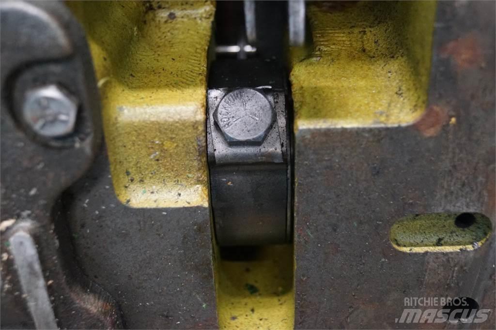 John Deere 4240 Autres équipements pour tracteur