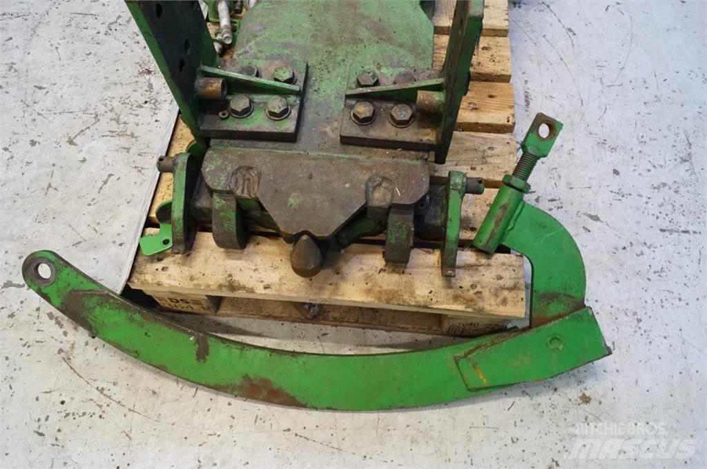 John Deere 4450 Autres équipements pour tracteur