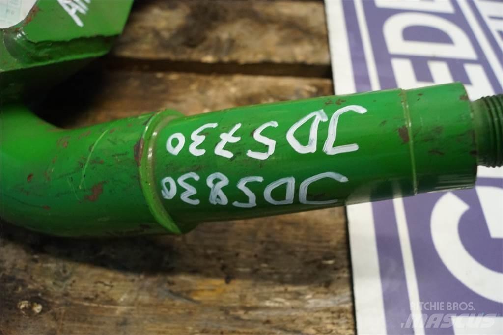 John Deere 5830 Accessoires pour machines à foin et à fourrage