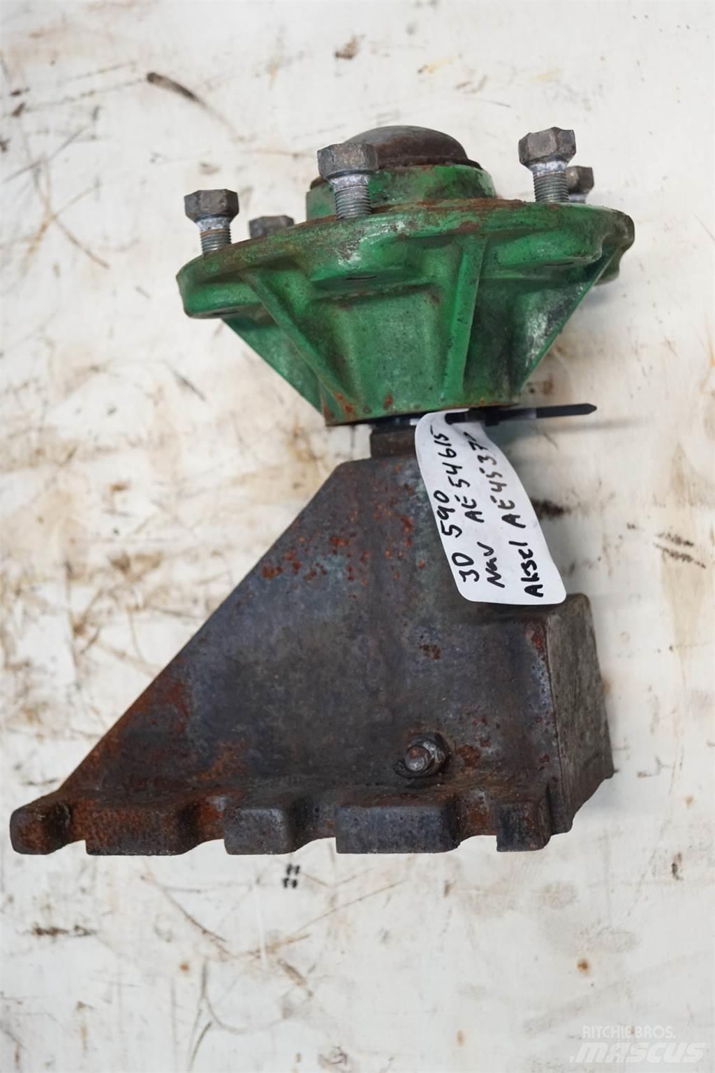 John Deere 590 Essieux