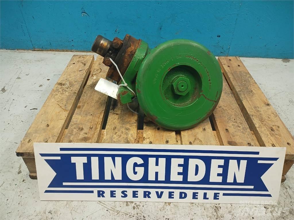 John Deere 630R Accessoires moissonneuse batteuse