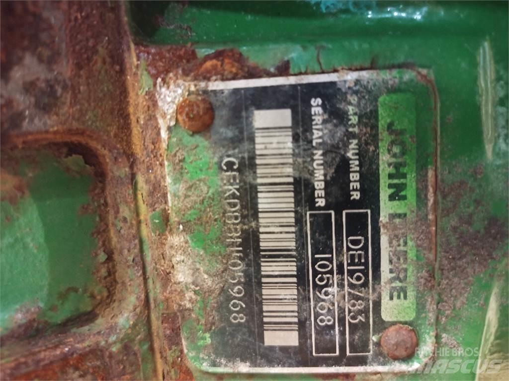 John Deere 630R Accessoires moissonneuse batteuse