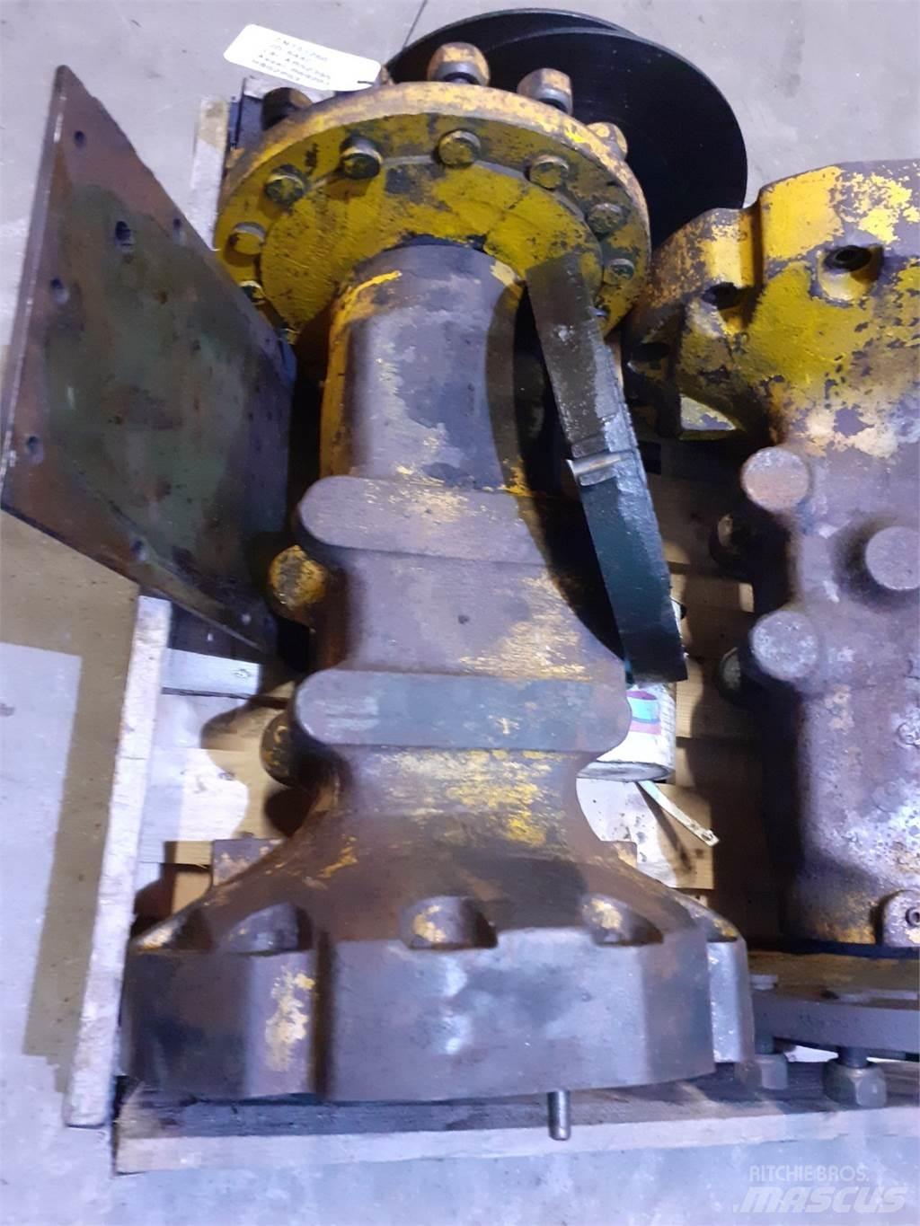 John Deere 644C Essieux