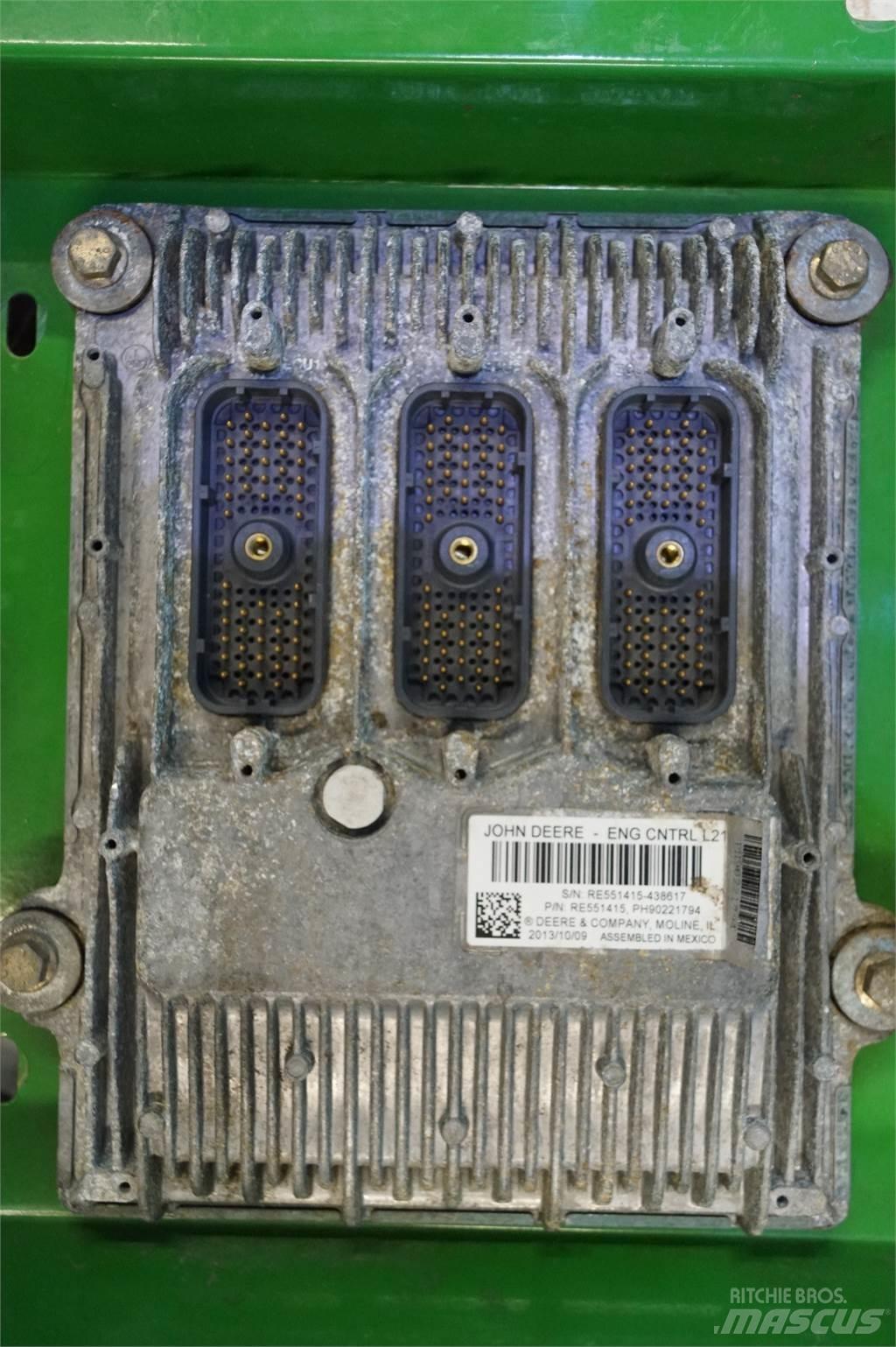 John Deere 670S Electronique