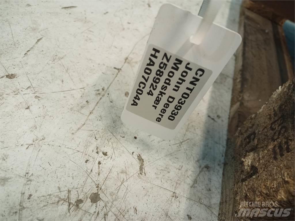John Deere 6950 Accessoires pour machines à foin et à fourrage