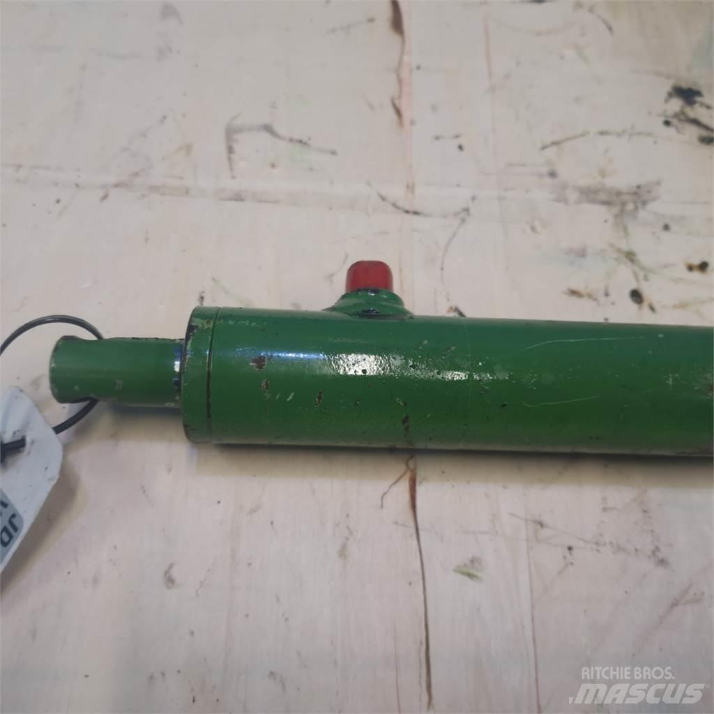 John Deere 820 Hydraulique
