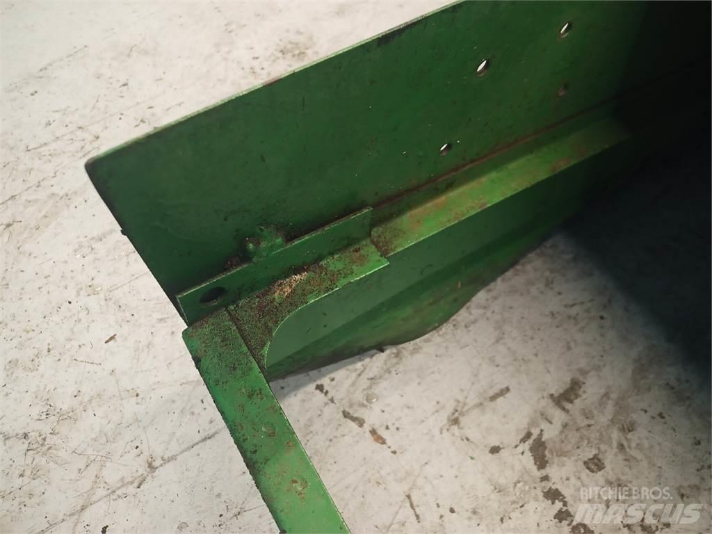 John Deere 965 Sableuse et saleuse