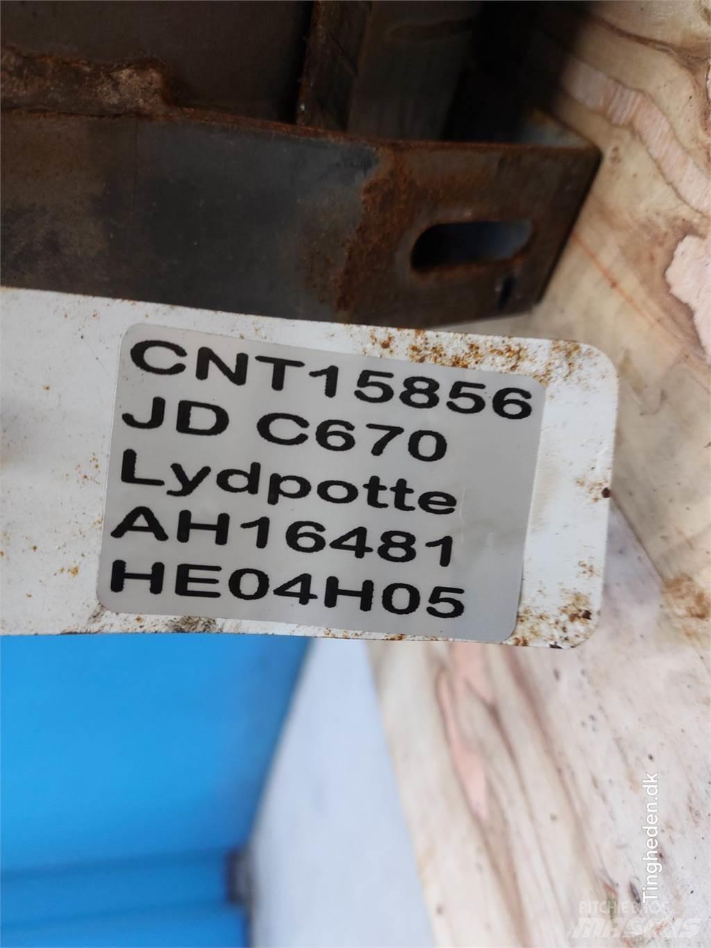 John Deere C670 Moteur