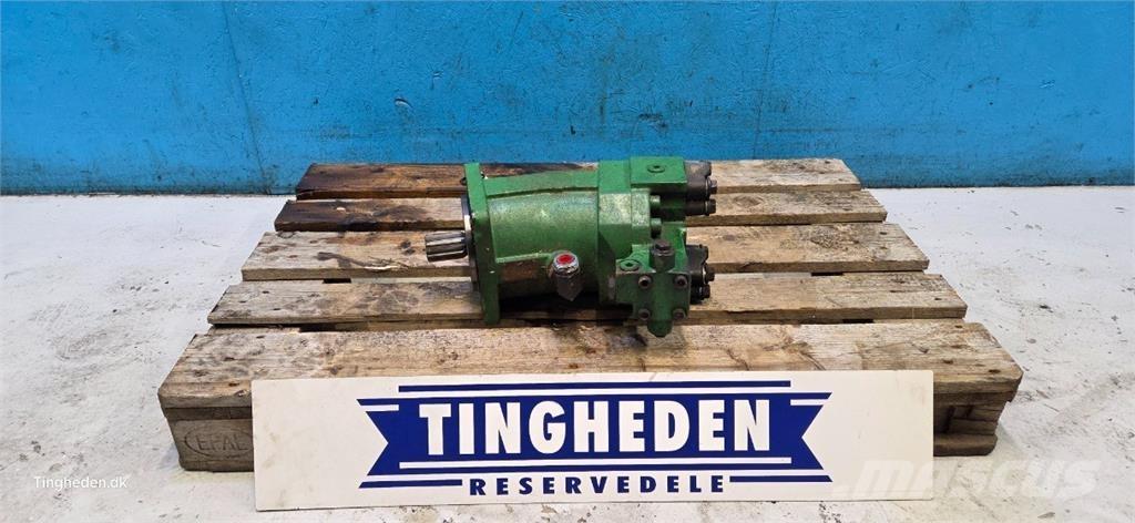 John Deere S690 Hydraulique