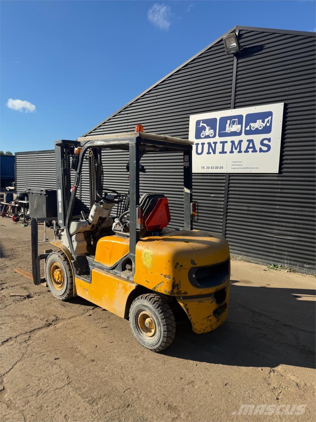 Komatsu FD25 Chariots diesel