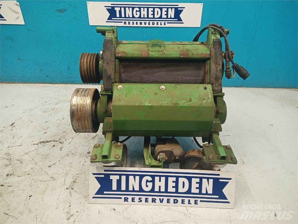 Krone 630 Accessoires pour machines à foin et à fourrage