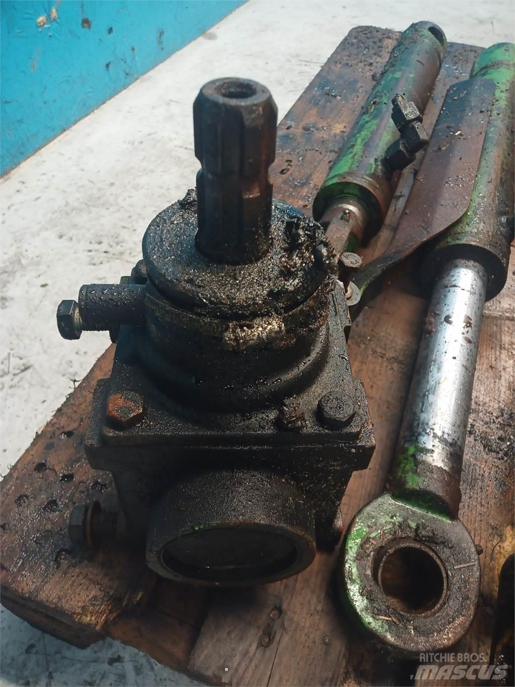 Krone 630 Accessoires pour machines à foin et à fourrage