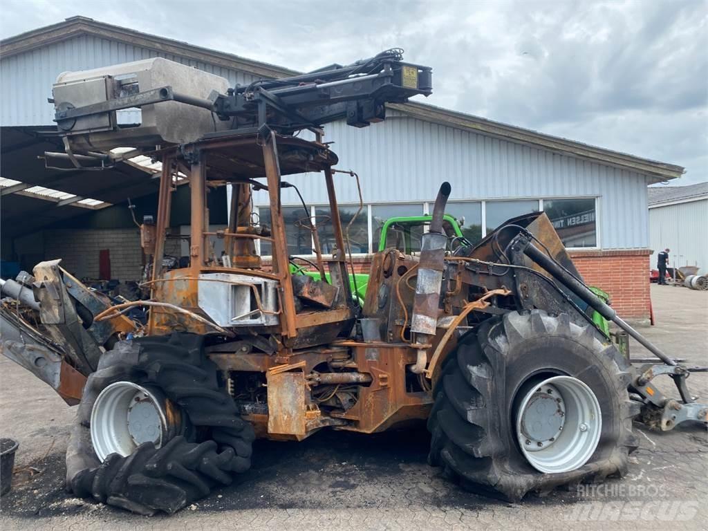 Lännen 8600C Tractopelle