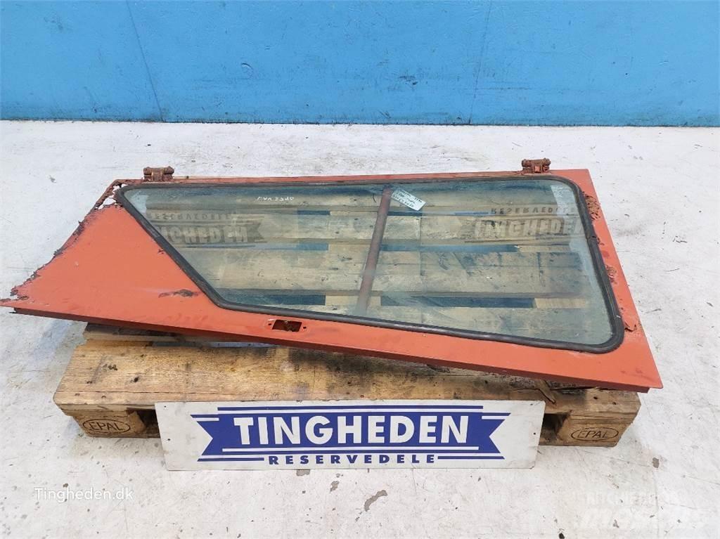 Laverda 3790 Cabines et Intérieur