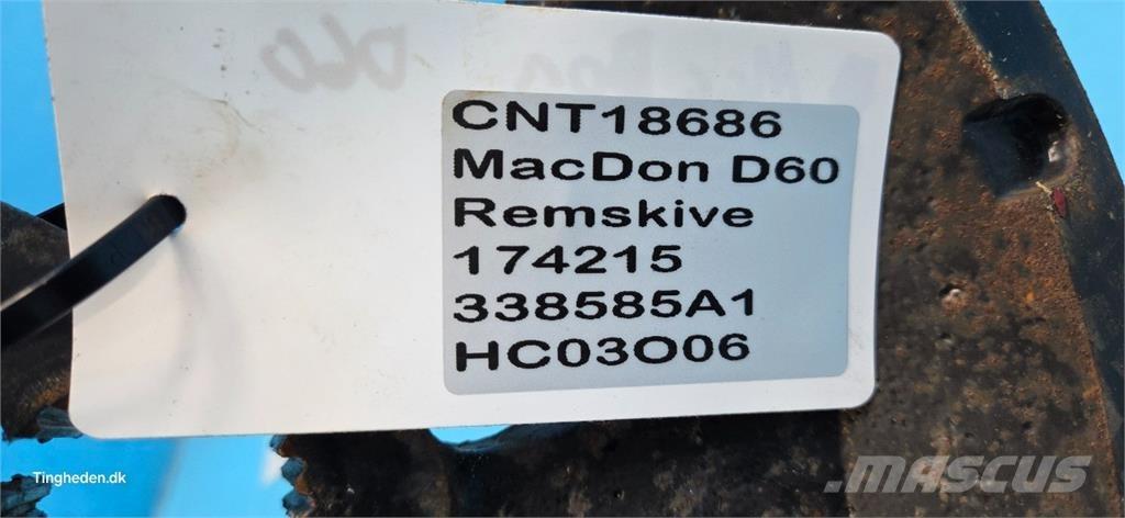 MacDon D60 Accessoires moissonneuse batteuse