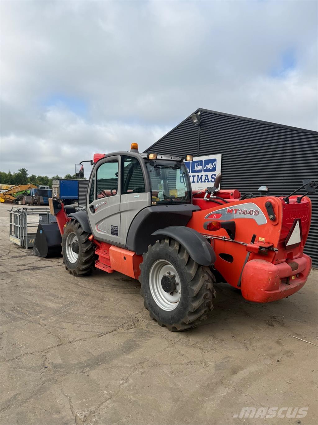 Manitou MT1440 Chariot télescopique