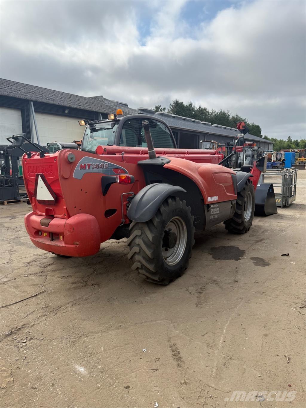 Manitou MT1440 Chariot télescopique