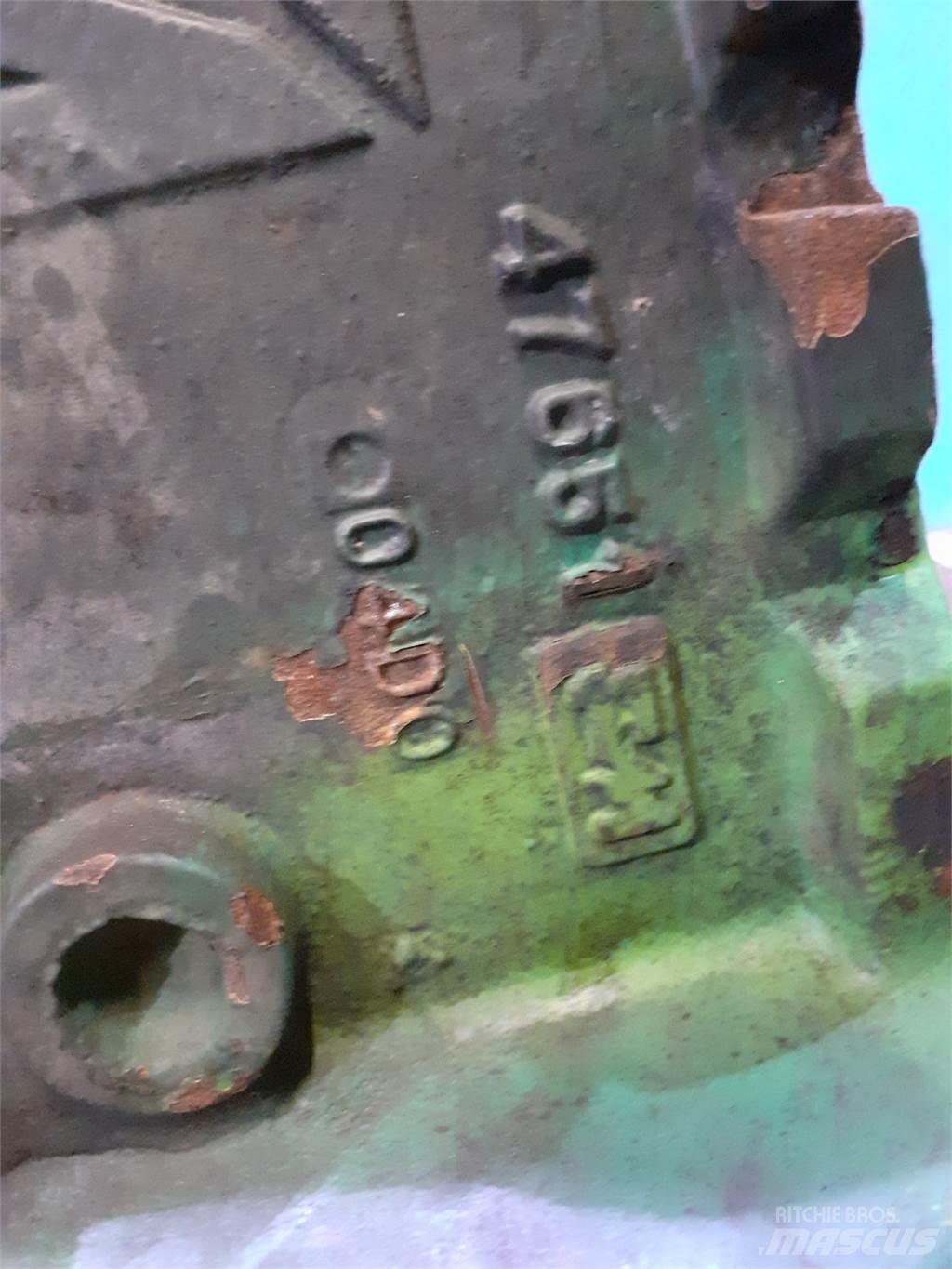Merlo 30.9 Essieux