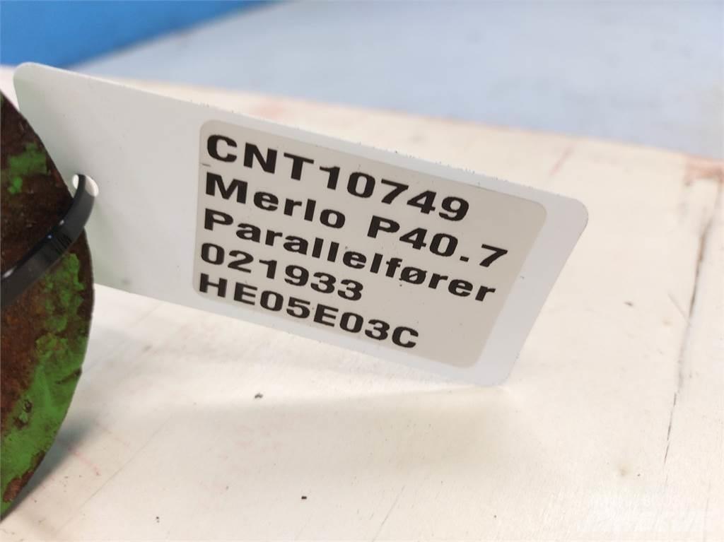 Merlo P40.7 Bras et Godet