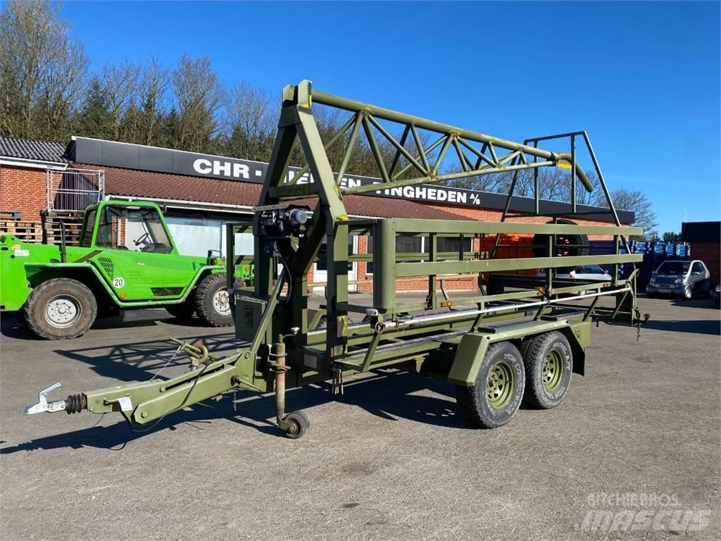  Militær vogn Autre remorque agricole
