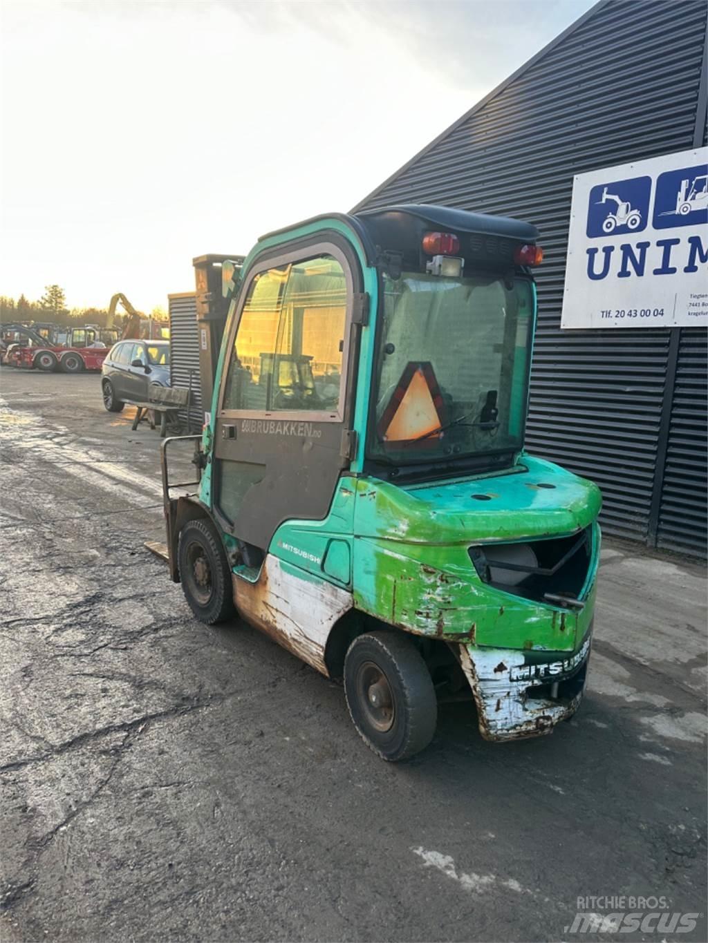 Mitsubishi FD25 Chariots diesel