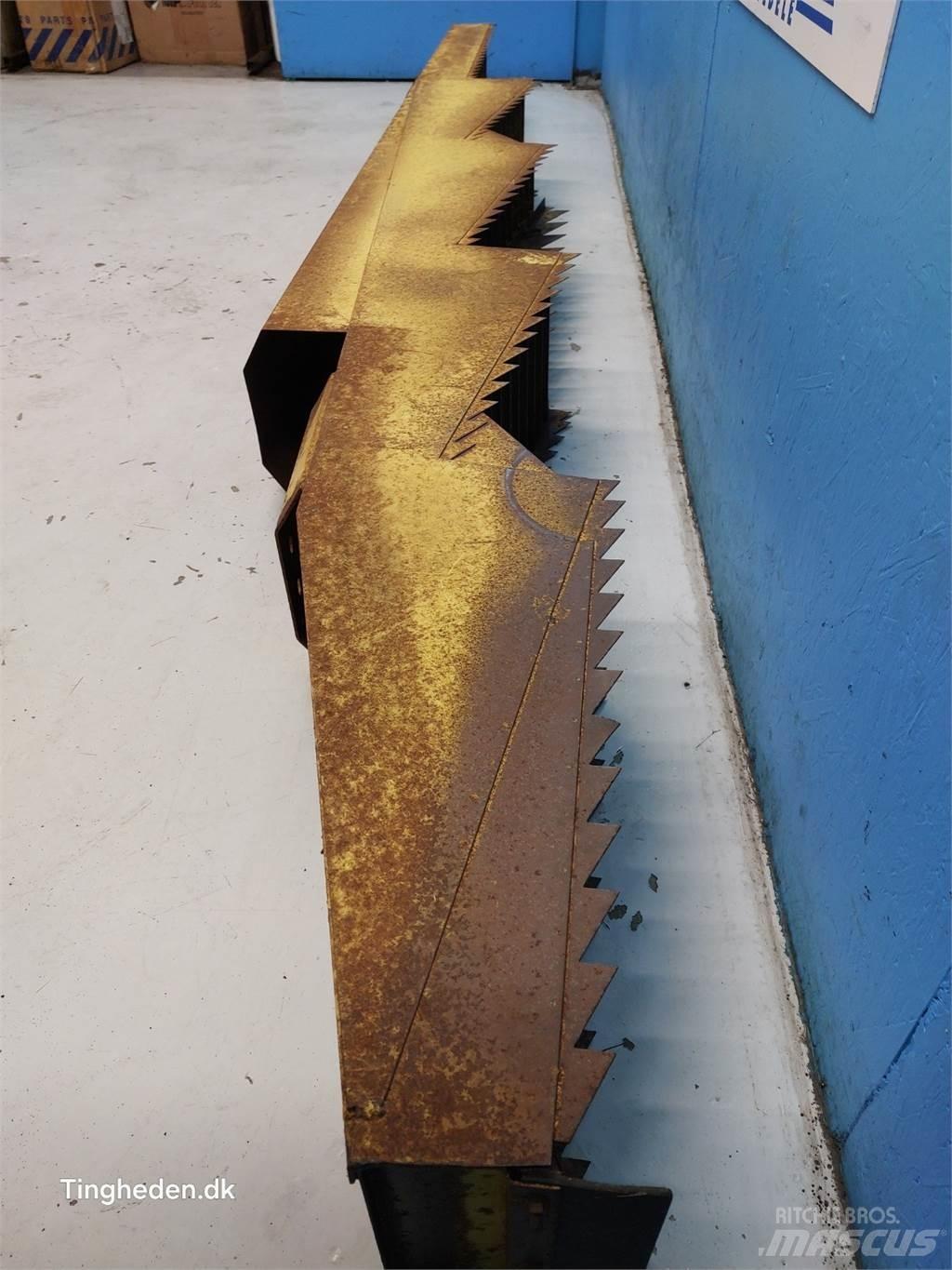 New Holland 1530 Accessoires moissonneuse batteuse
