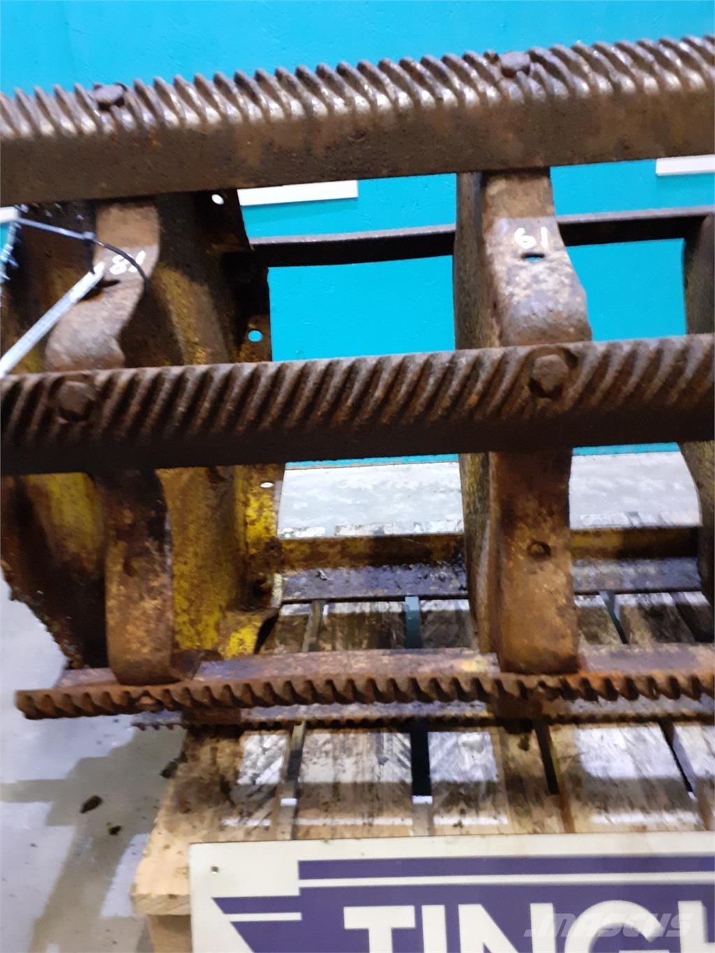 New Holland 1540 Accessoires moissonneuse batteuse