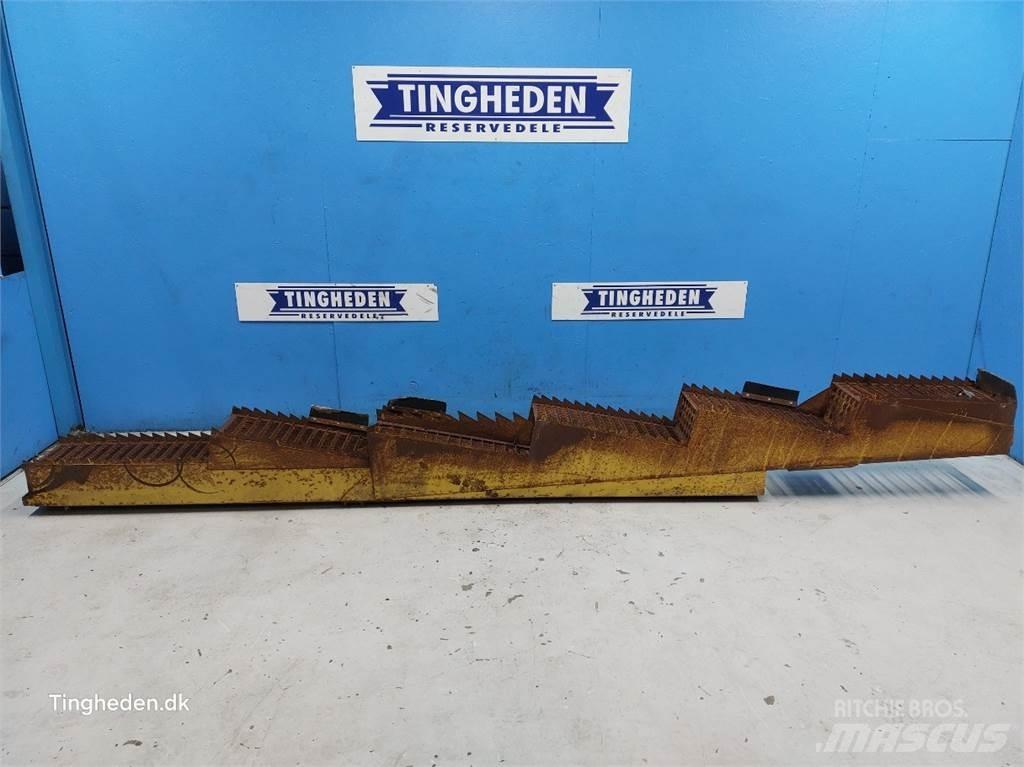 New Holland 1545 Accessoires moissonneuse batteuse