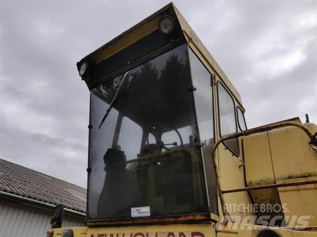 New Holland 1550 Cabines et Intérieur