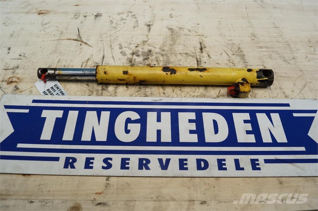 New Holland 1550 Accessoires moissonneuse batteuse