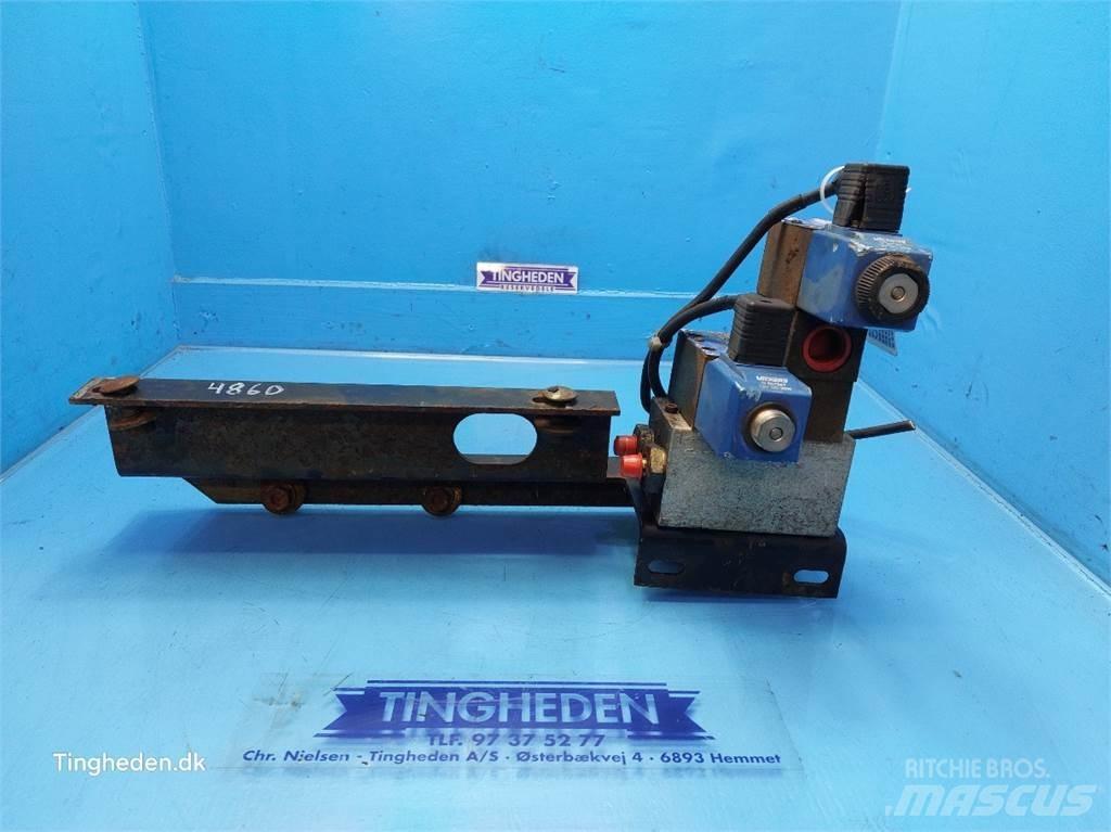 New Holland 4860 Hydraulique
