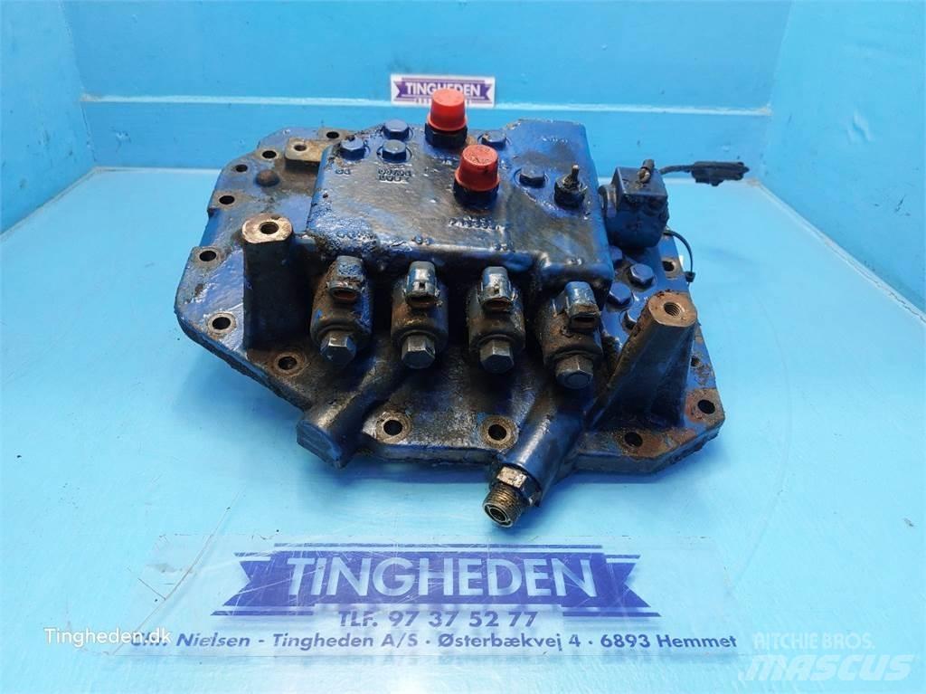 New Holland 6640 Transmission