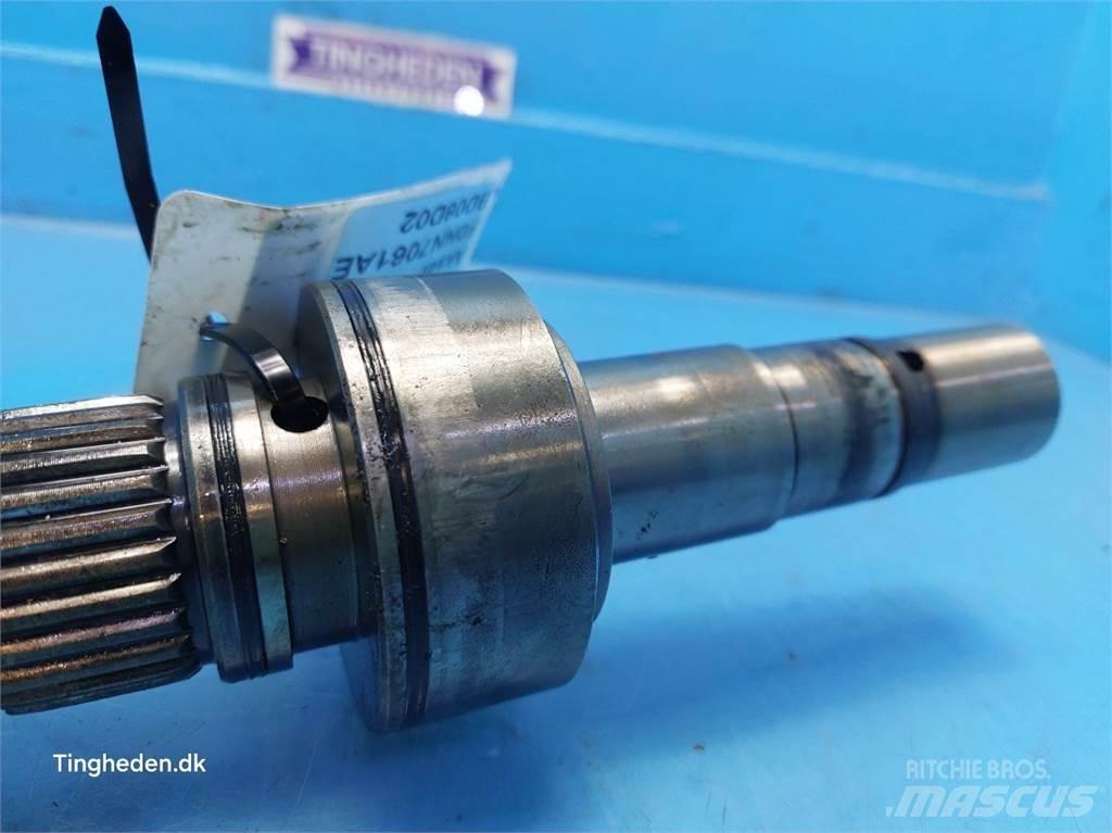 New Holland 6640 Transmission