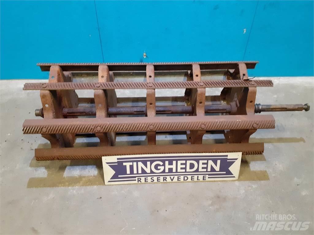 New Holland 8055 Accessoires moissonneuse batteuse