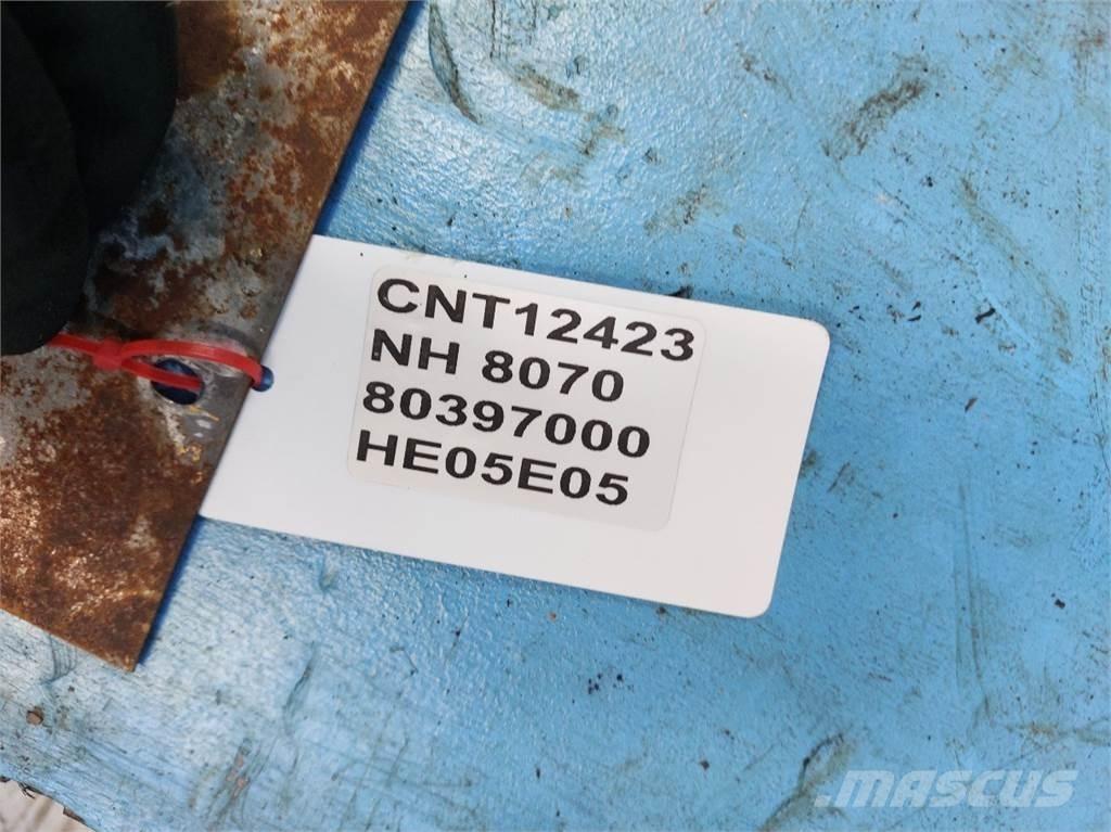 New Holland 8070 Accessoires moissonneuse batteuse