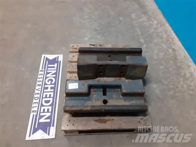 New Holland 8340 Masse avant