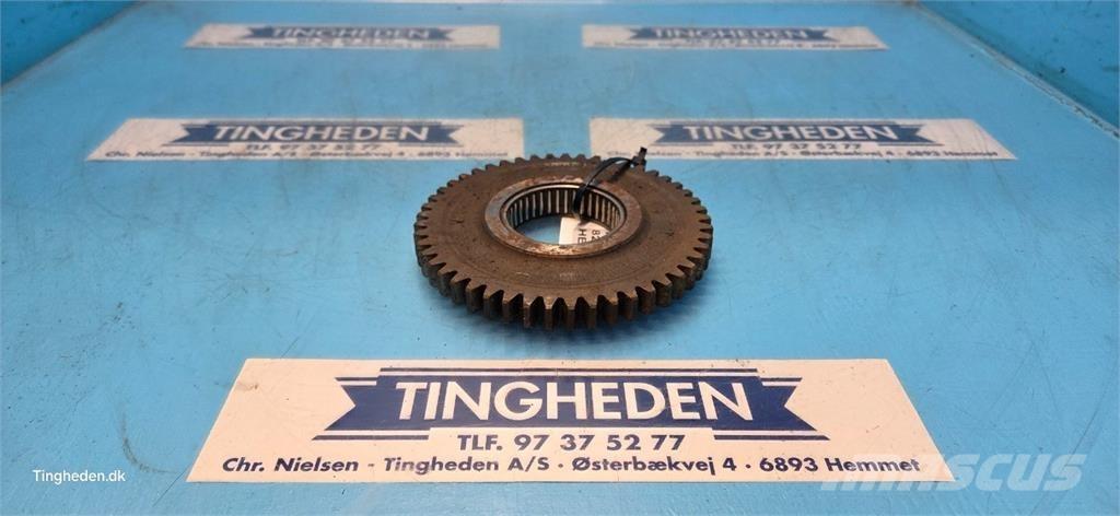 New Holland 8340 Transmission