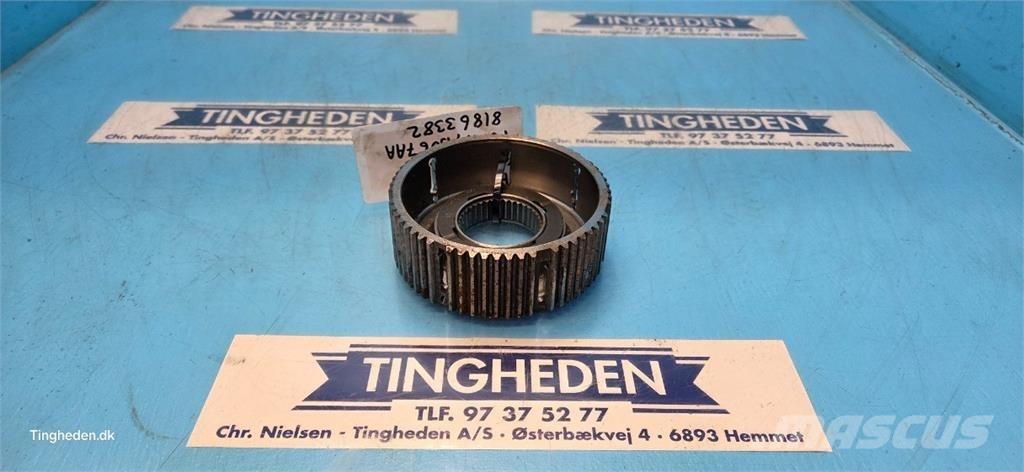 New Holland 8340 Transmission