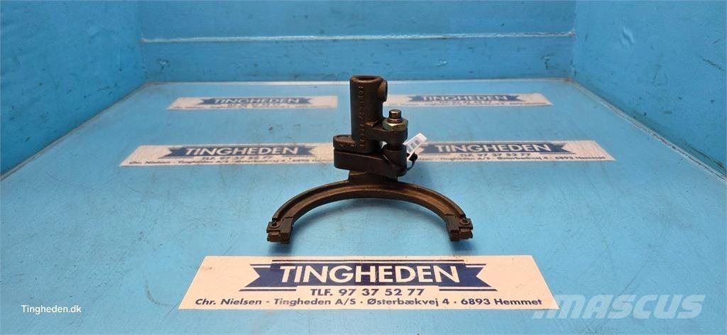 New Holland 8340 Transmission
