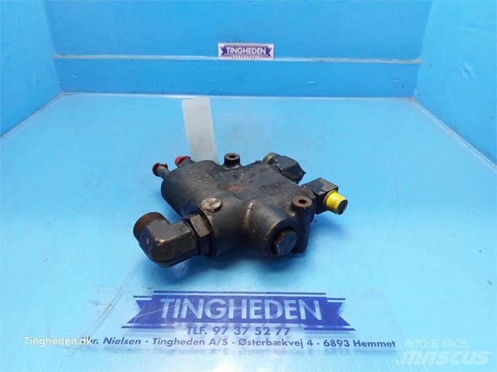 New Holland 8970 Hydraulique
