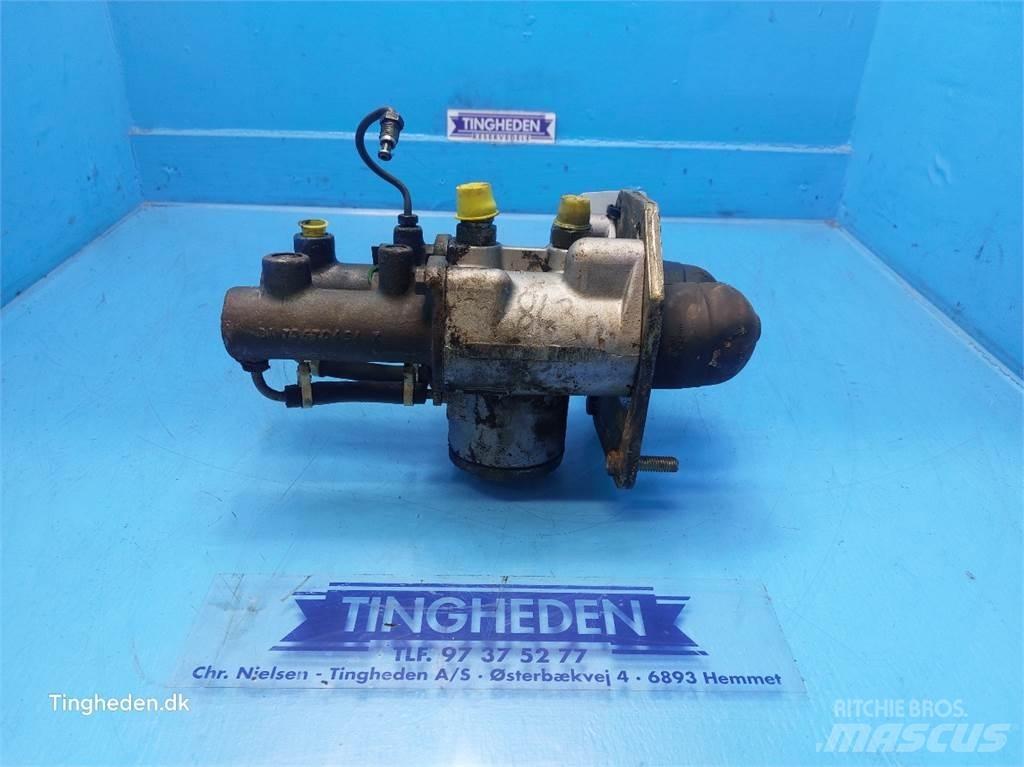New Holland 8970 Hydraulique