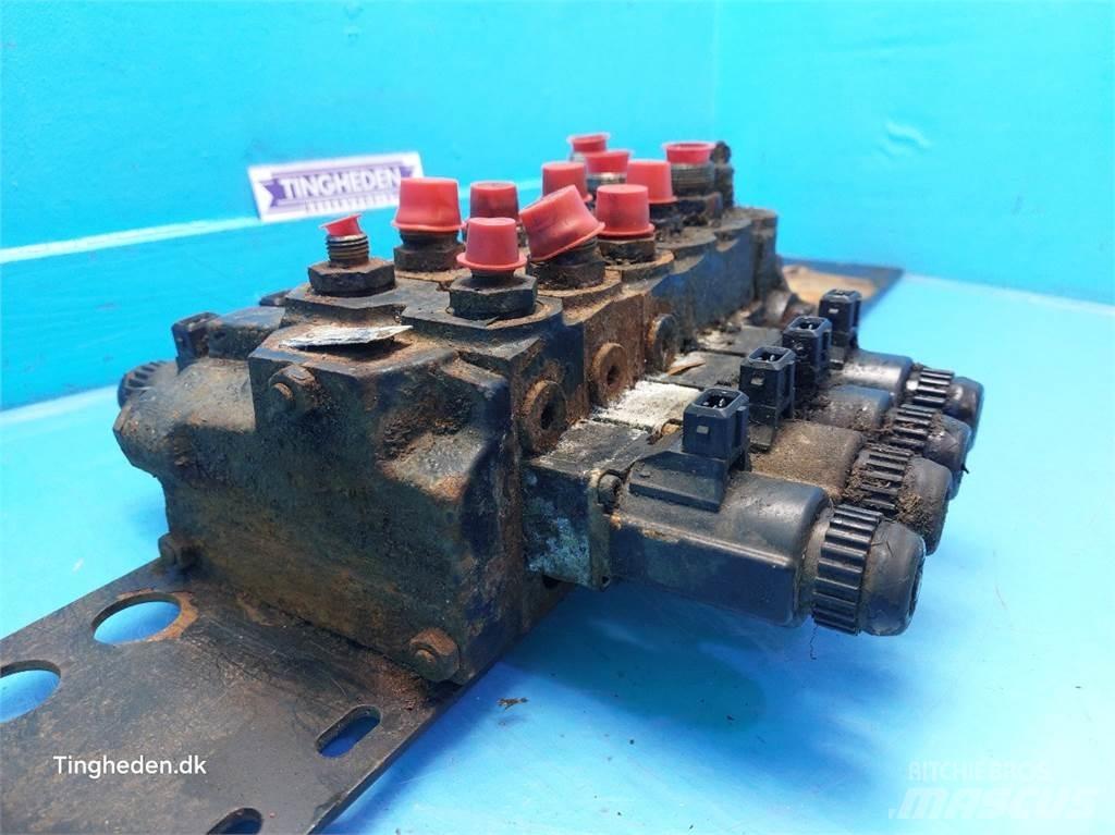 New Holland FX38 Accessoires pour machines à foin et à fourrage