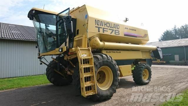New Holland TF78 Moissonneuse batteuse