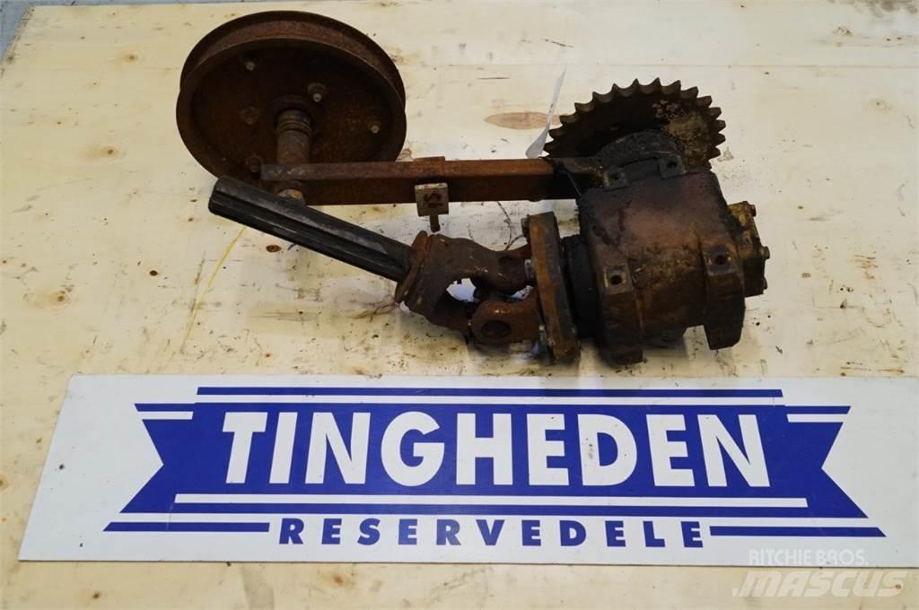 New Holland TF78 Transmission