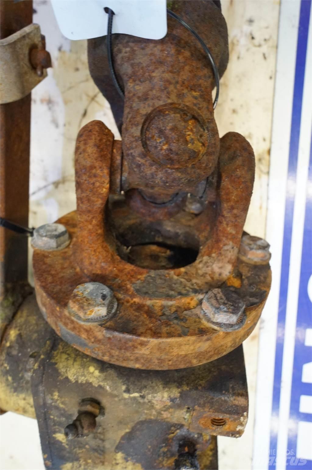 New Holland TF78 Transmission
