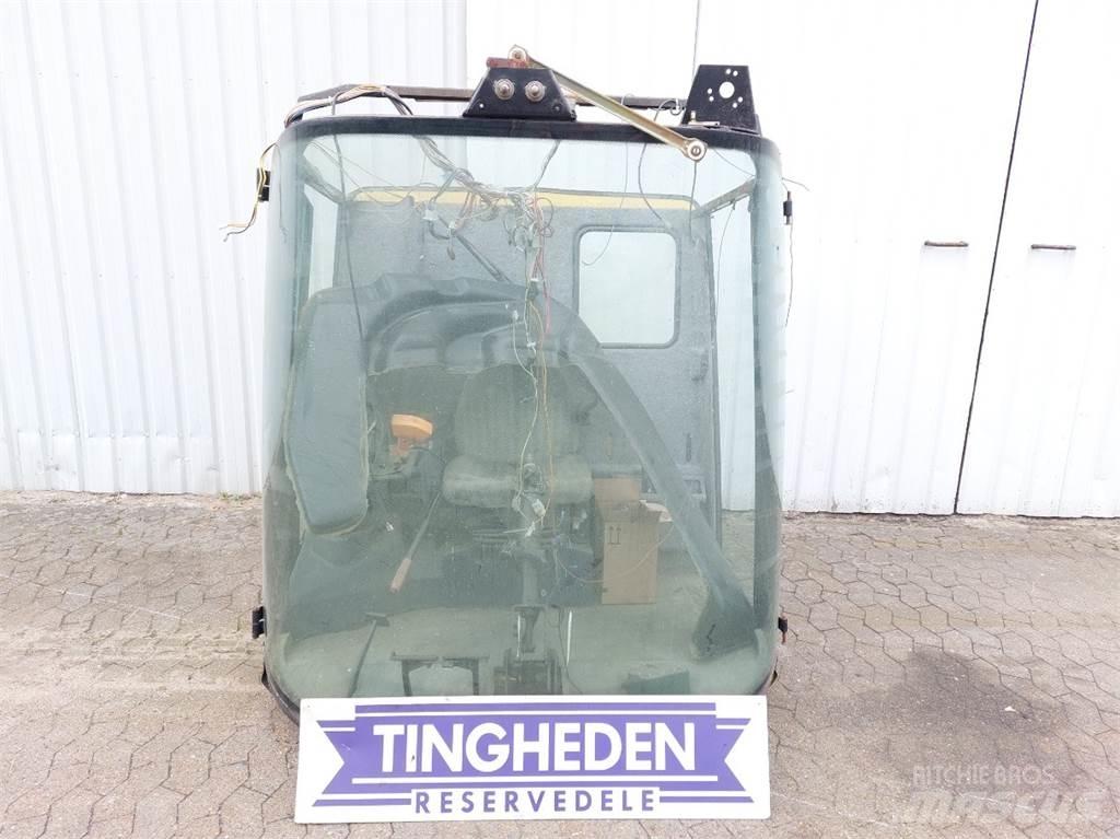 New Holland TF78 Cabines et Intérieur