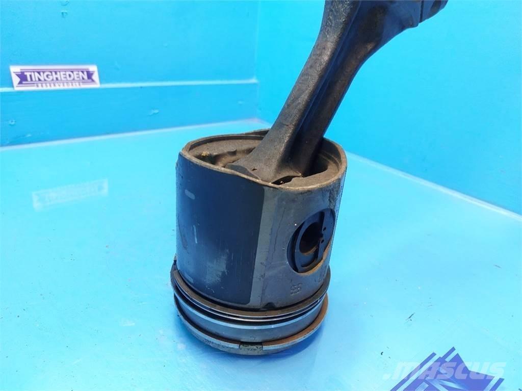 New Holland TF78 Moteur