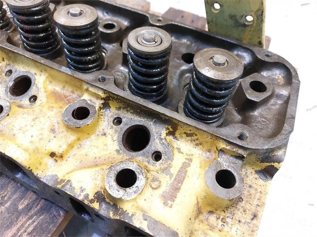 New Holland TX32 Moteur