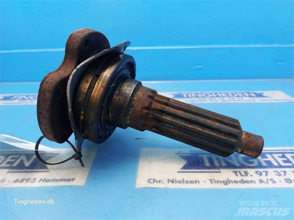 New Holland TX68 Transmission
