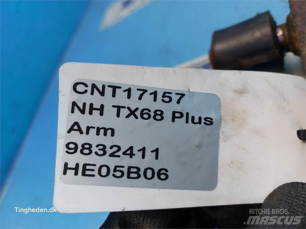 New Holland TX68 Sableuse et saleuse